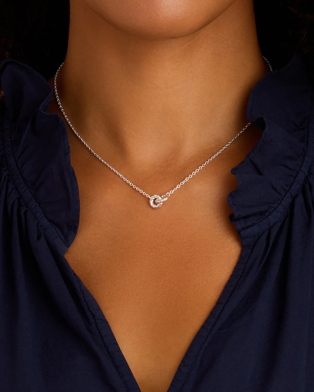 Crew Interlocking Necklace - Image 6