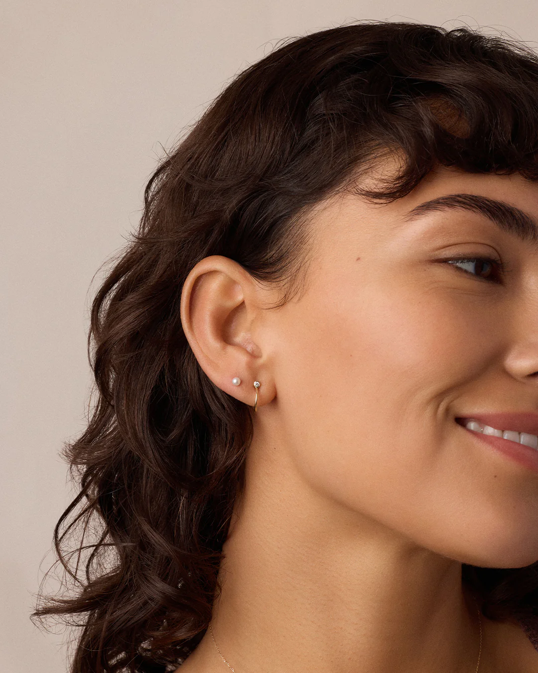 Pearl Flat Back Single Stud - Image 3